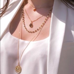 5 pieces of your choice for $20❤️